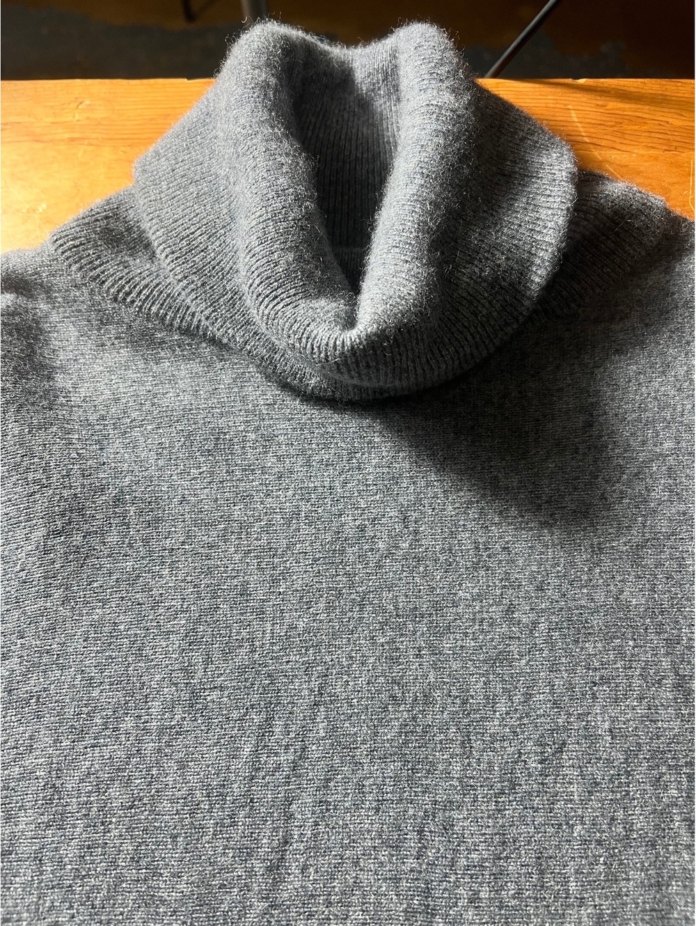 Garnet Hill Gray Wool Cashmere Turtleneck Elevated Ski Tunic Sweater-Size Medium - Picture 7 of 9